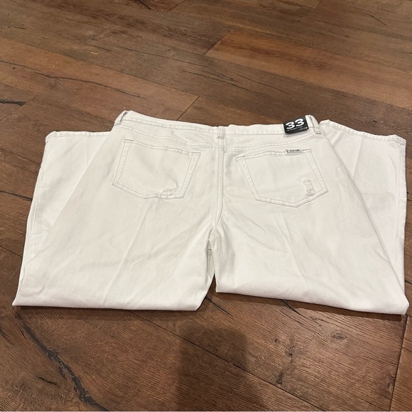 Joe's Jeans White Ankle & Cropped Jeans - Picture 6 of 12